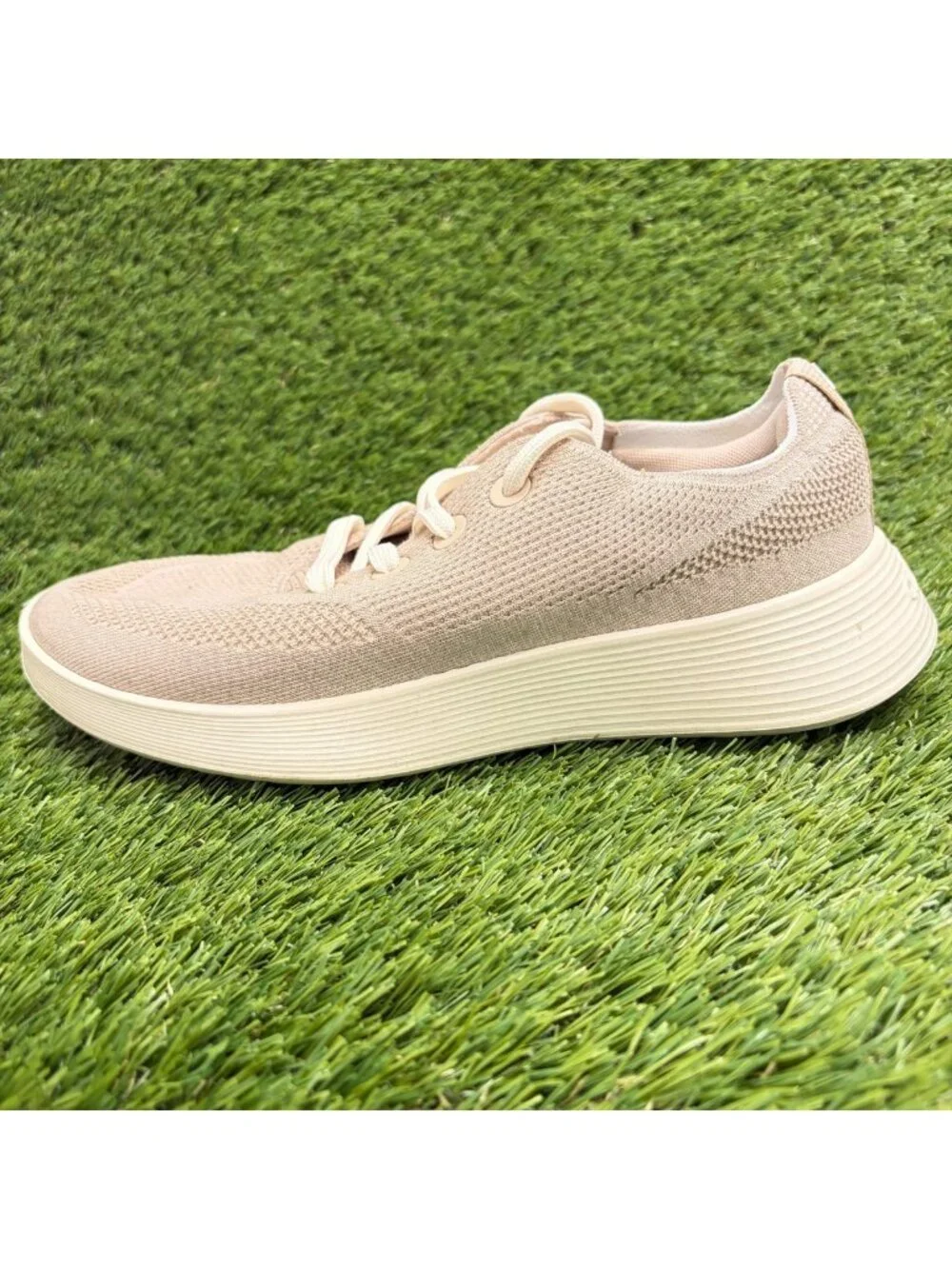 Allbirds Tree Runner Go Womens Size 9.5 Beige Athletic Running Shoes Sneakers